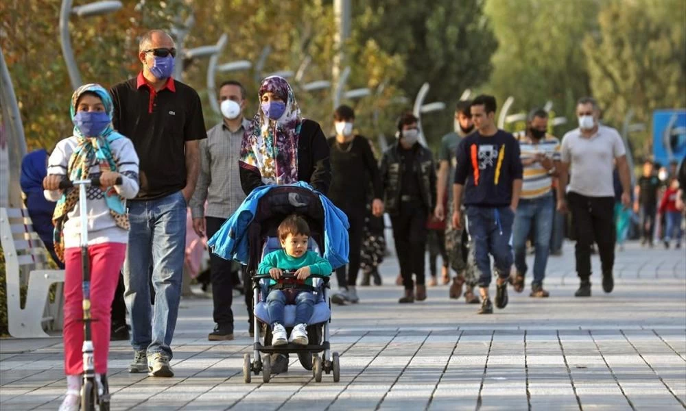 Έκτακτα μέτρα στο Ιράν: Κλείνουν για 6 ημέρες δημόσιες υπηρεσίες και τράπεζες στην Τεχεράνη